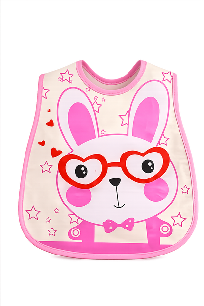Babador impermeável para bebé com estampa de coelhinho cor-de-rosa e óculos em forma de coração.