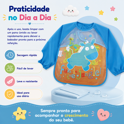 Infografia instrutiva sobre a facilidade de limpeza, secagem e manutenção diária do babador de manga longa.