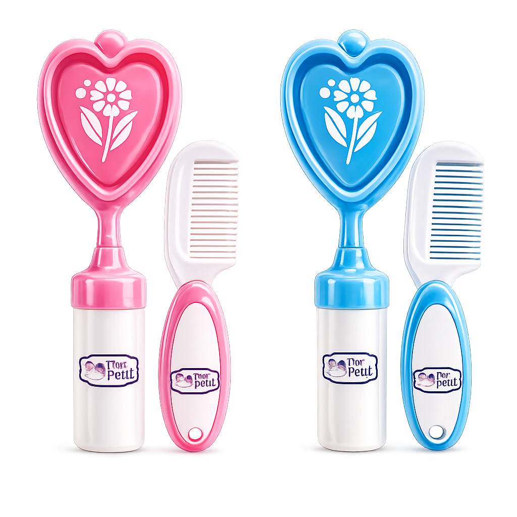 Dois conjuntos de higiene capilar infantil Mon Petit; um em tons de rosa e outro em tons de azul, compostos por pentes brancos e escovas em formato de coração com ilustração de flor, isolados sobre fundo branco.