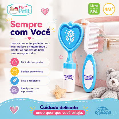 Infográfico publicitário demonstrando a versatilidade do conjunto azul Mon Petit, posicionado ao lado de uma bolsa de maternidade de tecido com um urso de peluche, destacando o design leve e compacto.